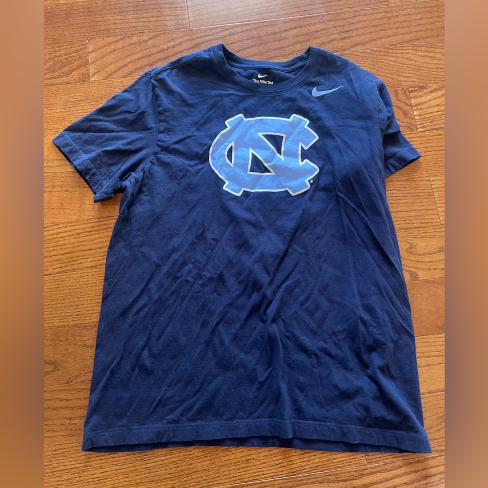 Nike Men's Navy Blue Logo Tee